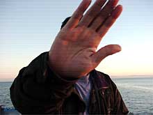 Hank mit allen fünf Fingern